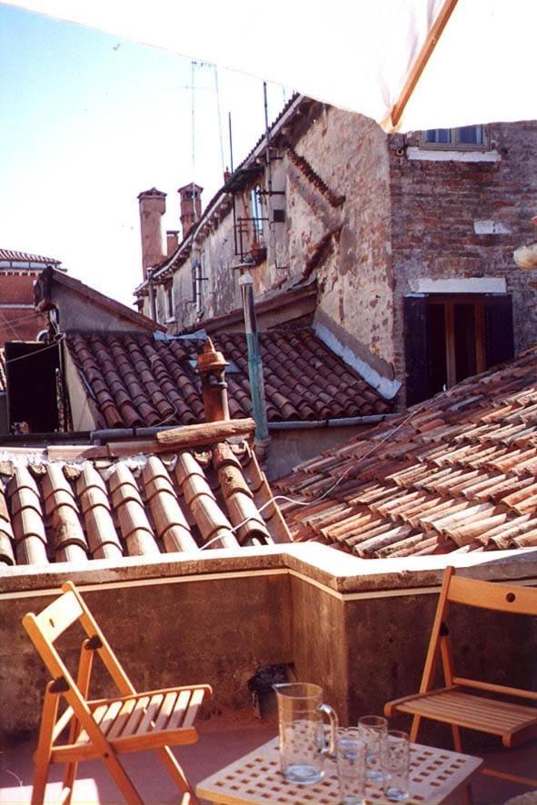 Appartamento Con Terrazza Biennale Veneţia Exterior foto